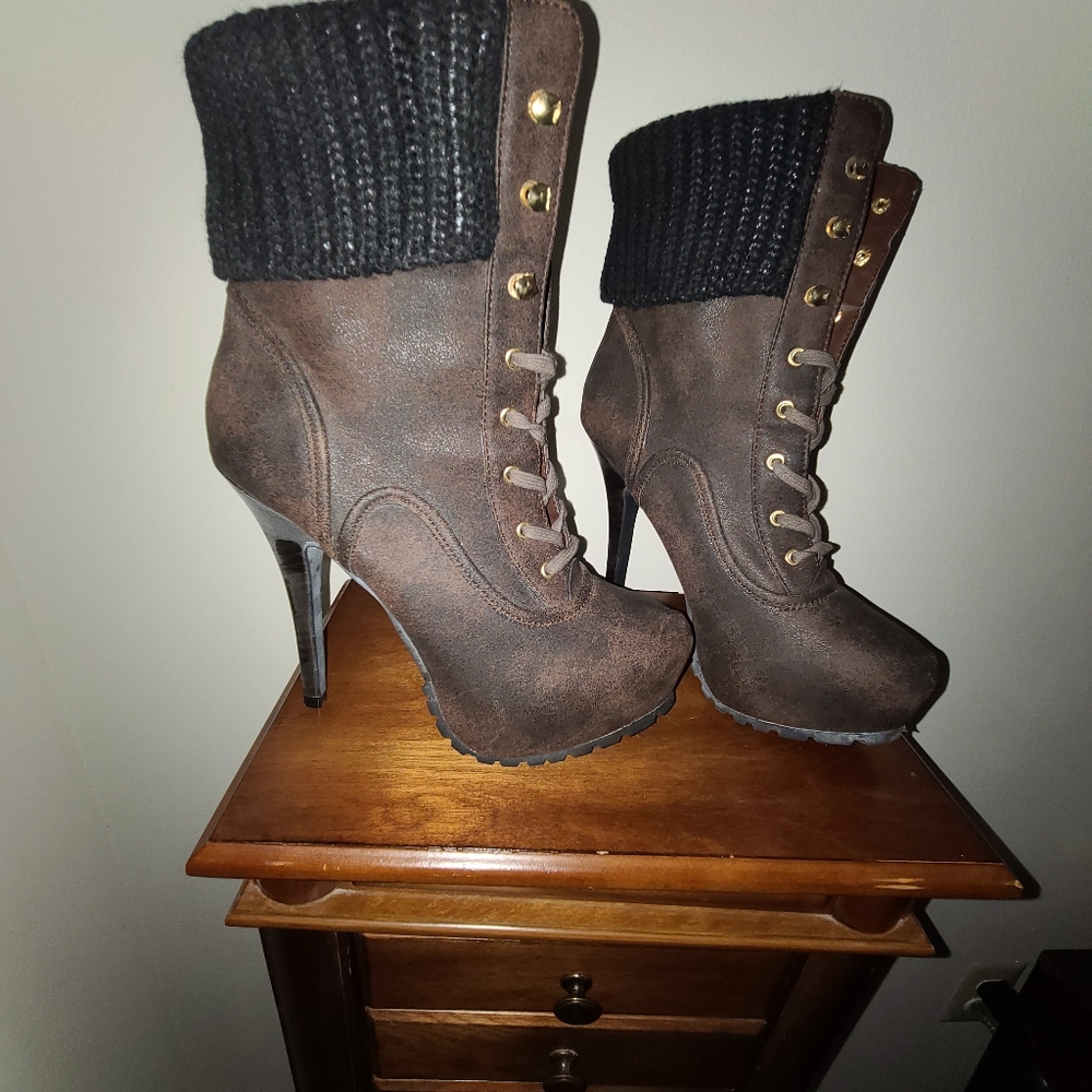 Brown stelletto boots